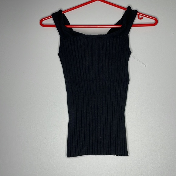 White House Black Market Top - Picture 4 of 4